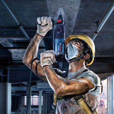 Martelo perfurador com fio SDS plus GBH 240