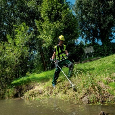 Roçadora sem fio FSB 36-18 LTX BL 40