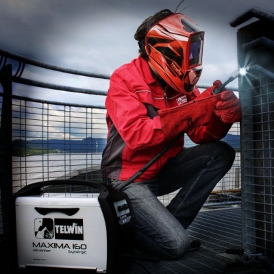 Aparelho de soldar por fio MAXIMA 160 SYNERGIC