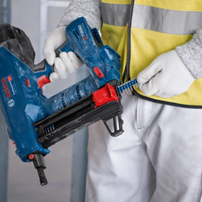 PISTOLA DE PREGOS PNEUMÁTICA SEM FIO GNB 18V-38 PROFESSIONAL