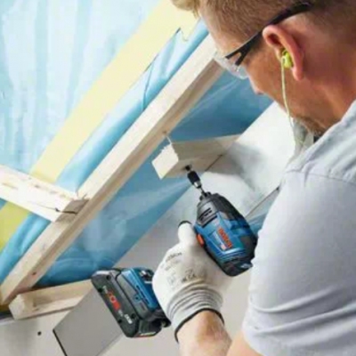 Aparafusadora de impacto sem fio GDR 18V-210 C PROFESSIONAL