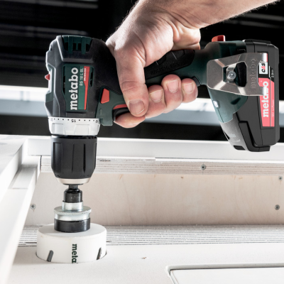 Berbequim-aparafusadora sem fio BS 18 L BL (2x2.0Ah)