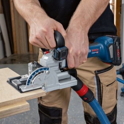 Fresadora para buchas planas GFF 18V-22