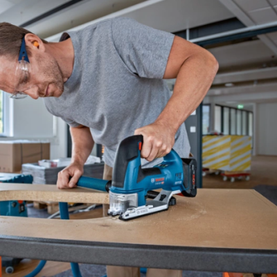 Serra de recorte sem fio GST 18V-155 BC Professional