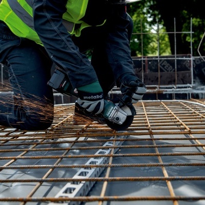 Rebarbadora angular sem fio W 18 L BL 9-125