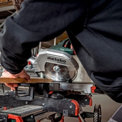 Serra de corte transversal KGS 254 M