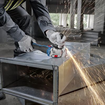 Aparafusadora + Rebarbadora (KIT 18V BOSCH)