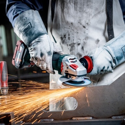 Rebarbadora angular sem fio WVB 18 LTX BL 15-125 Quick Rebarbadora angular sem fio WVB 18 LTX BL 15-125 Quick