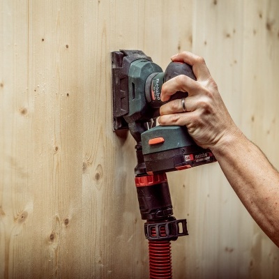 Lixadeira multiusos sem fio SM 18 LTX BL