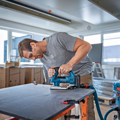 Serra de recorte sem fio GST 18V-155 BC Professional