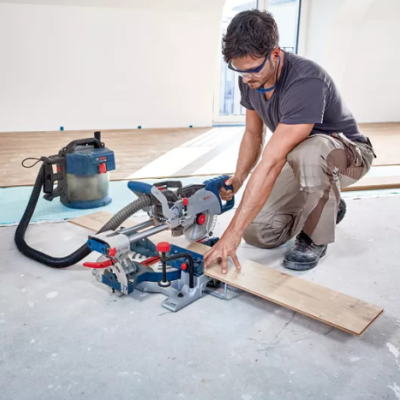 Serra de meia-esquadria sem fio Biturbo GCM 18V-216