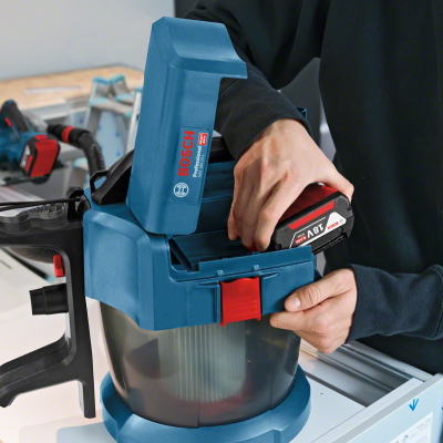 Aspirador GAS 18V-10 L + bateria e carregador (KIT 18V BOSCH)