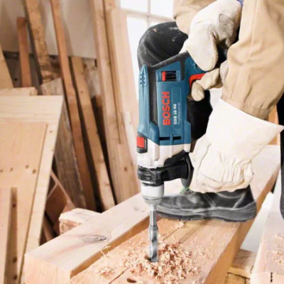 Berbequim com percussão GSB 16 RE Professional