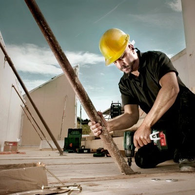 Aparafusadora de percussão sem fio SSW 18 LTX 400 BL