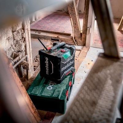 Rádio de estaleiro sem fio RC 12-18 32W BT DAB+