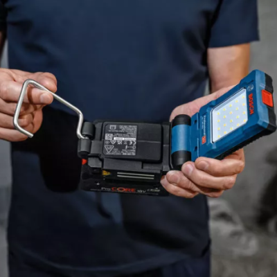 Projetor de luz portátil 800lm sem fio GLI 18V-800