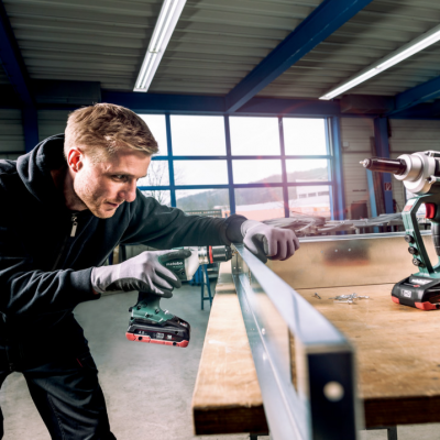 Rebitadora sem fio, 18 V NP 18 LTX BL 5.0