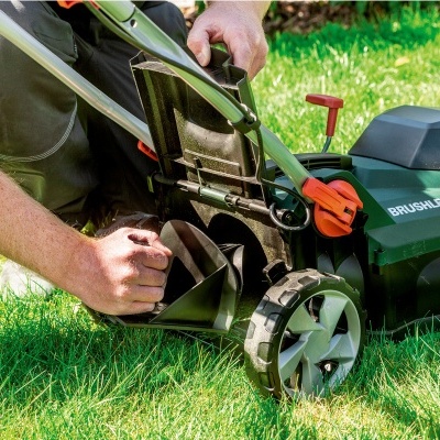 Corta-relvas sem fio RM 36-18 LTX BL 36