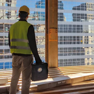 Projetor de luz portátil 10.000lm sem fio GLI 18V-10000 C Bosch