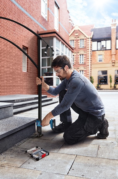 Aparafusadora de impacto sem fio GSB 18V-45