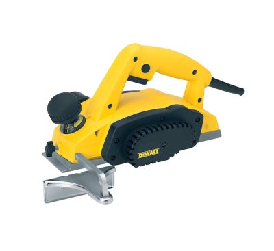 Plaina 600W com Largura de corte 82mm e Profundidade de corte 2,5mm