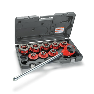 Conjunto de ferramentas de roscar tubos com várias cabeças em caixa preta.