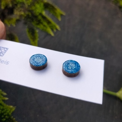 Brincos pequenos espigão redondos azulejo