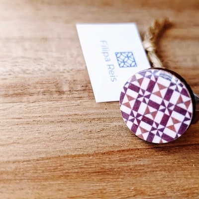 Anel azulejo castanho