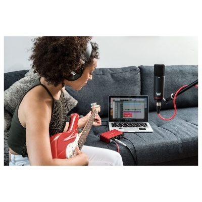 Focusrite Scarlett Solo Studio (3rd Gen)
