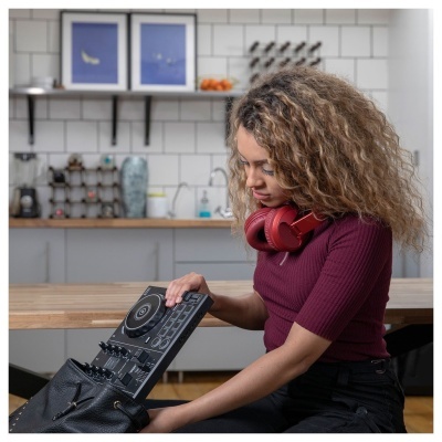 Pioneer DJ DDJ-200 Smart DJ Controller