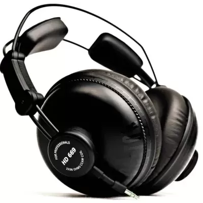 Superlux HD669 AUSCULTADORES