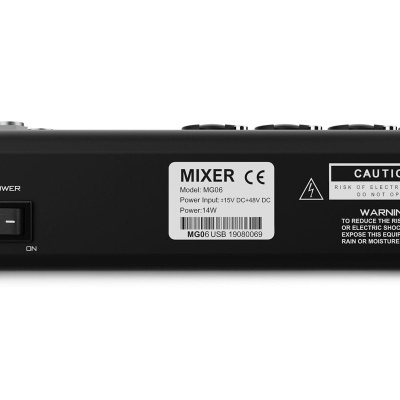 ADX MG06 USB MESA ANALOGICA