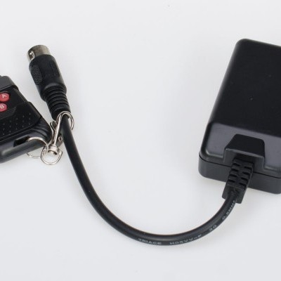 Maquina de Fumos Geyser 2000 RGB Professional  LED 2000