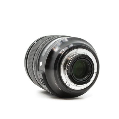 Sigma 24-70 F2.8 DG AF OS - usada como nova