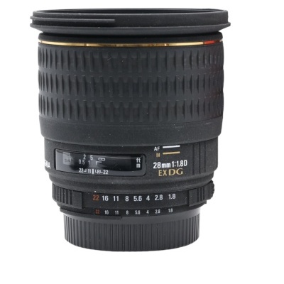 Objetiva Sigma para Nikon 28mm f/1.8 Macro