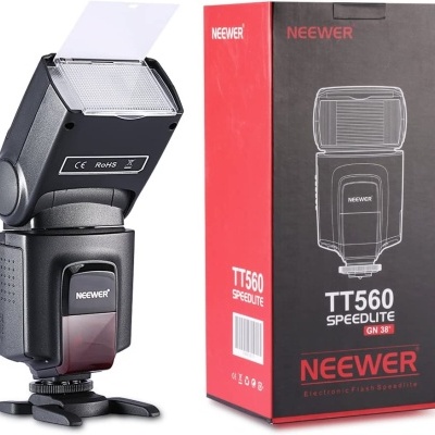 Flash multi marca para câmaras fotográficas Canon Nikon Sony, etc