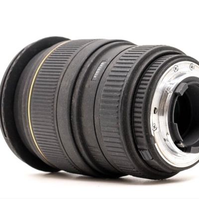 Objetiva Sigma para Nikon 24–70mm f/2.8 Macro