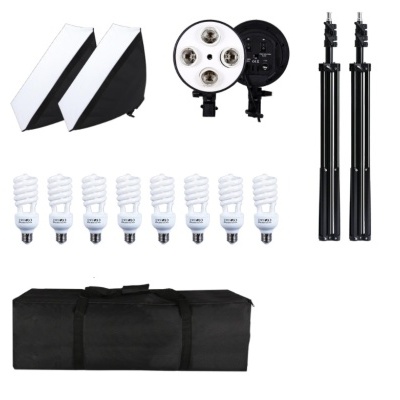 2 softboxes extensíveis em altura com 4 lâmpadas cada