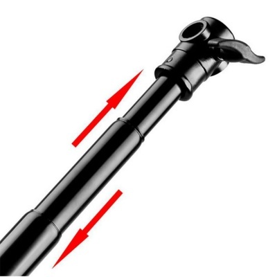 Bomba de ar portátil preta com alavanca e setas vermelhas