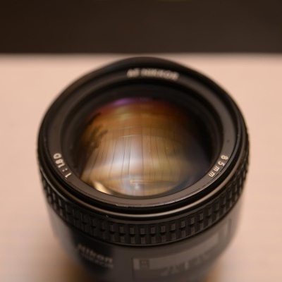 Objetiva Nikon 85mm f/1.8
