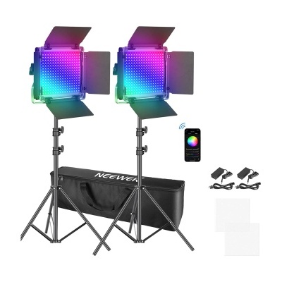 2 Iluminadores LED RGB 660pro com baterias + carregadores e app smartphone