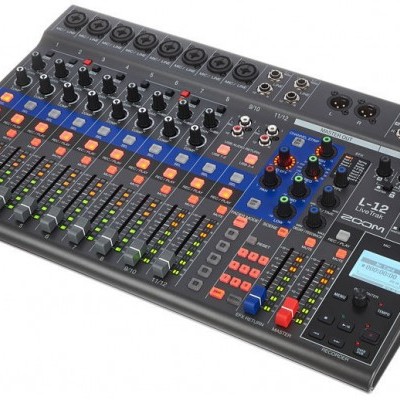 Zoom LiveTrak L-12