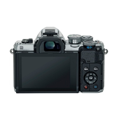 Olympus OM-D E-M10 Mark IV Silver + 14-42mm EZ