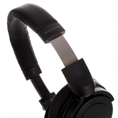 beyerdynamic DT-240 Pro