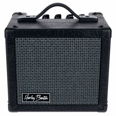 Amplificador de guitarra preto Harley Benton com grelha cinza e preto e logótipo frontal