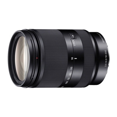 Sony E 18-200mm f/3.5-6.3 LENTE OSS LE