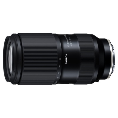 Tamron 50-300mm f/4.5-6.3 Di III VC VXD Sony E-mount