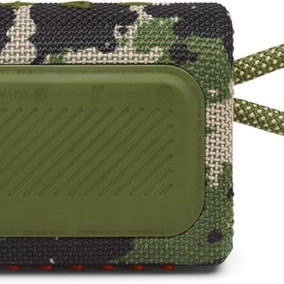 Caixa portátil de coloração camuflada em tecido tricotado com cabo