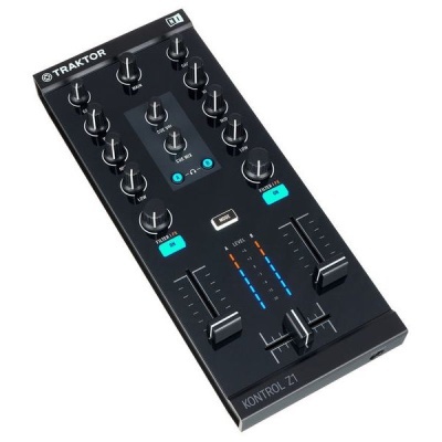 Native Instruments Traktor Kontrol Z1