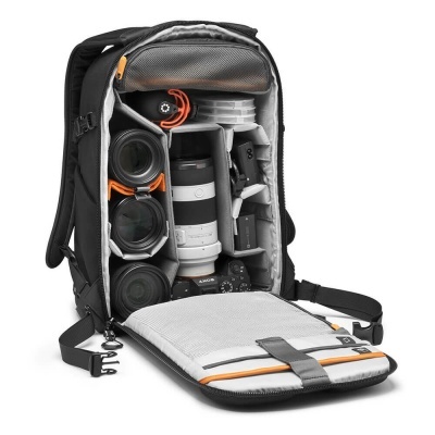 Lowepro Flipside 300 AW III